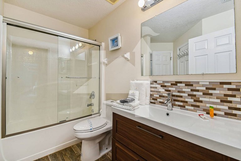 Vacation Home Near Disney, 4 bedrooms