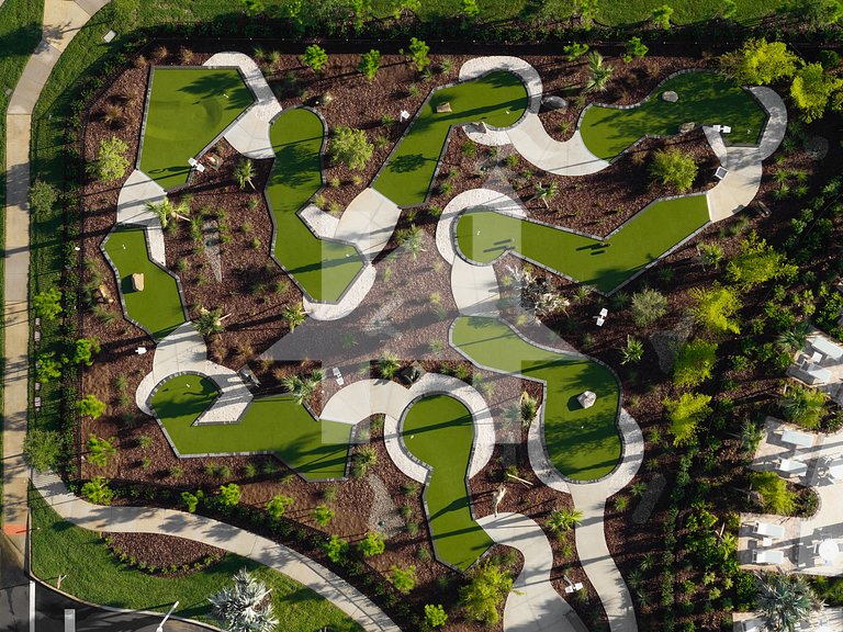 Vacation Home Near Disney, 10 bedrooms