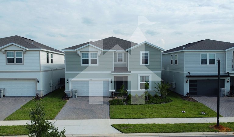 Vacation Home Near Disney, 10 bedrooms