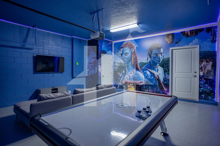 Vacation Home Near Disney, 10 bedrooms