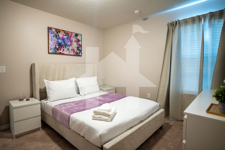 Vacation Home Near Disney, 10 bedrooms