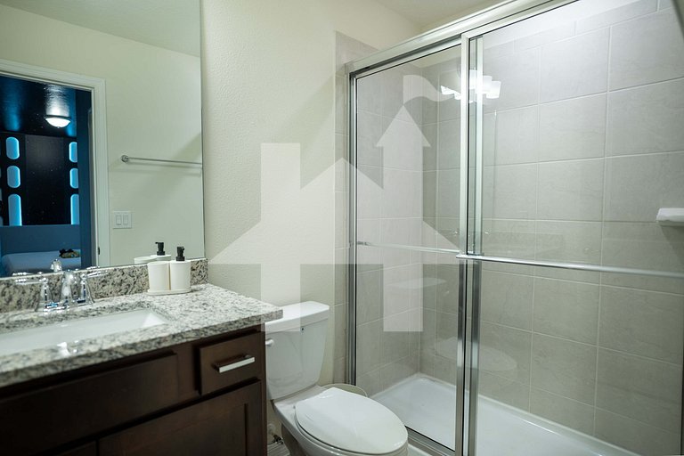 Vacation Home Near Disney, 10 bedrooms