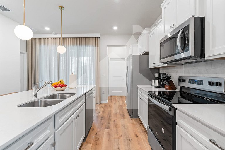 Luxury 5BR Villa with Pool and Themed Bedrooms