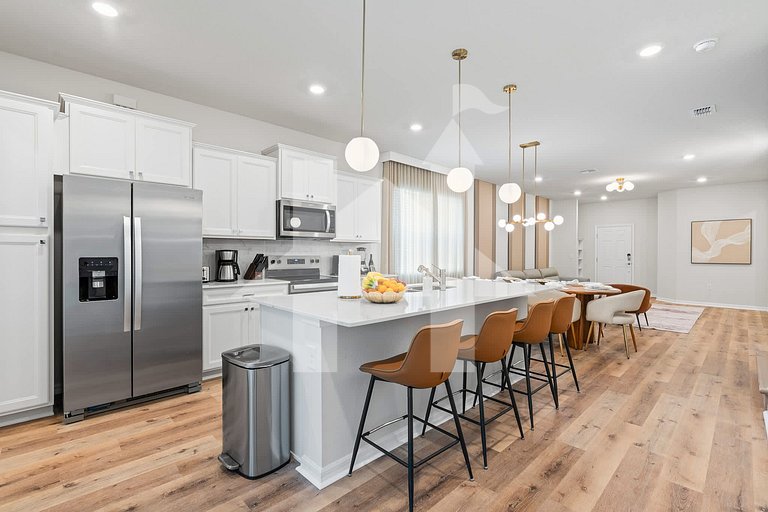 Vila Luxuosa 5 Quartos com Piscina e Lazer