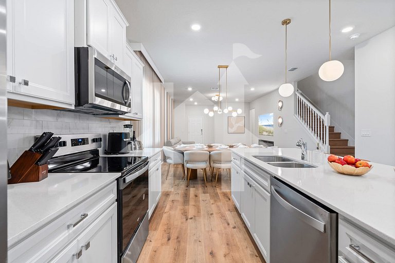 Luxury 5BR Villa with Pool and Themed Bedrooms