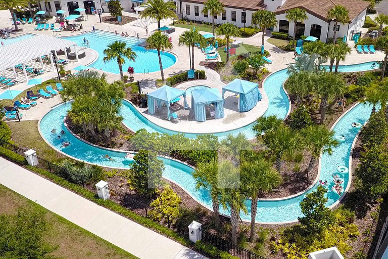 Casa 6 Quartos com Piscina e Game Room