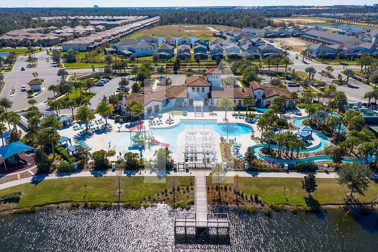 6BR Family Home with Pool and Game Room