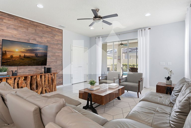 6BR Family Home with Pool and Game Room