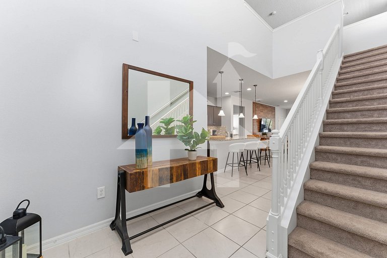 6BR Family Home with Pool and Game Room