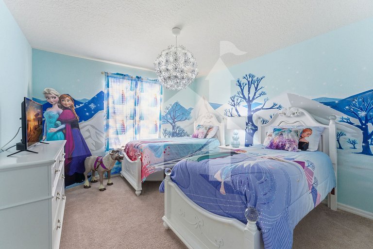 6BR Family Home with Pool and Game Room