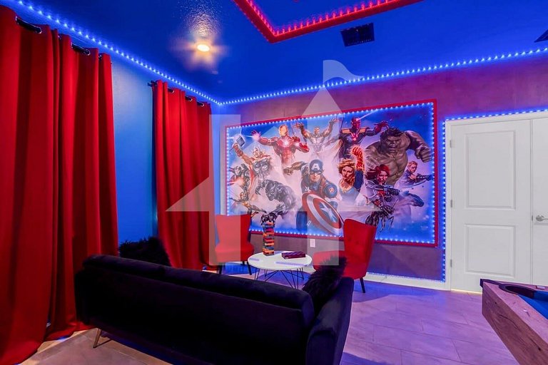 Storey Lake 9BR Villa w Pool, Theater, Game Room