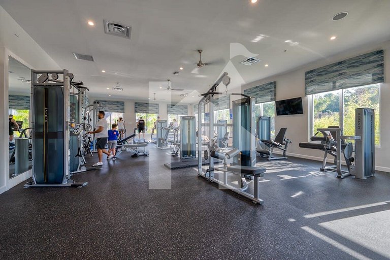 Storey Lake 9BR Villa w Pool, Theater, Game Room