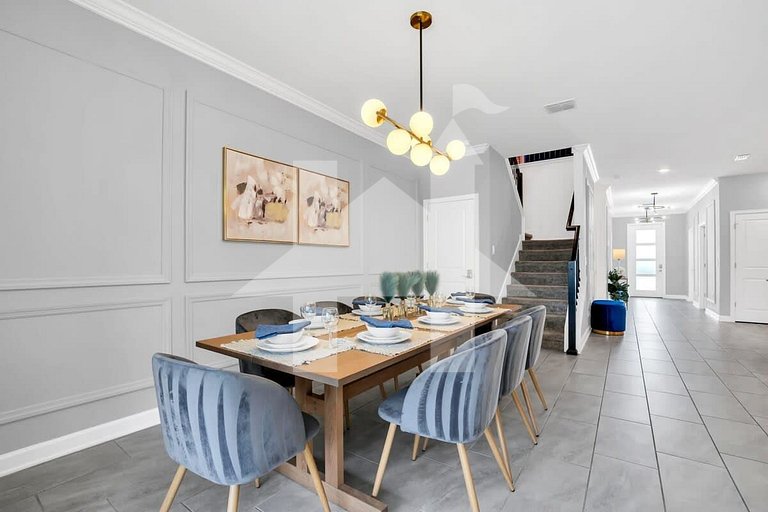 Storey Lake 9BR Villa w Pool, Theater, Game Room