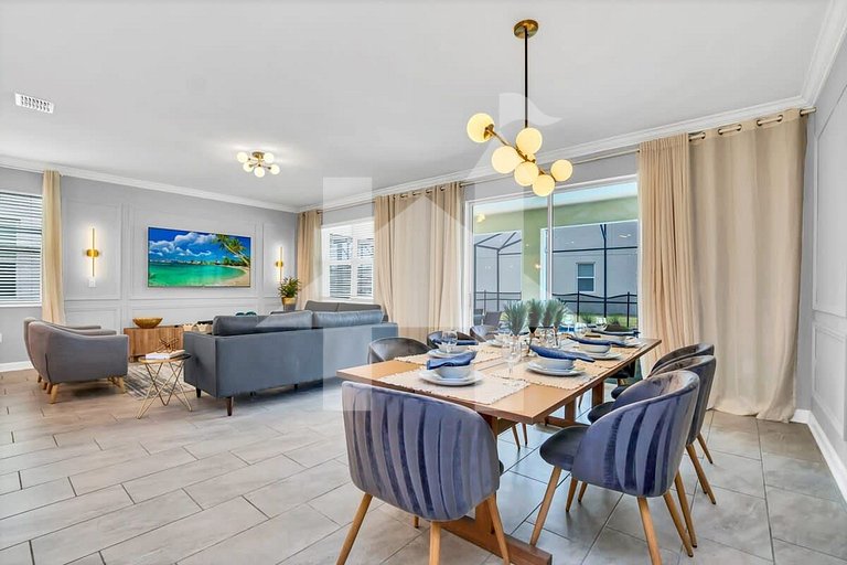 Storey Lake 9BR Villa w Pool, Theater, Game Room