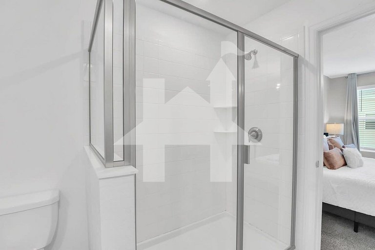 Storey Lake 9BR Villa w Pool, Theater, Game Room