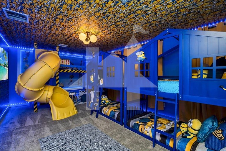 Storey Lake 9BR Villa w Pool, Theater, Game Room