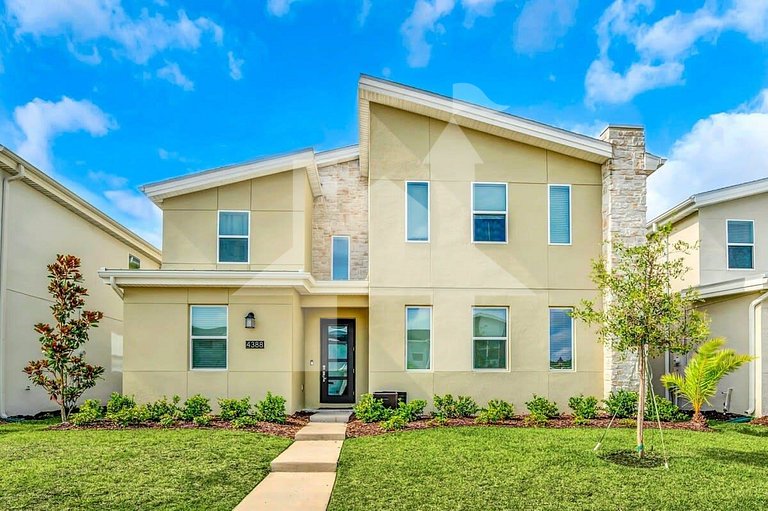 Storey Lake 9BR Villa w Pool, Theater, Game Room