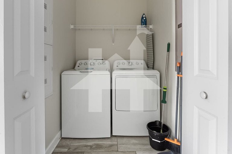 Vacation Home Near Disney, 5 bedrooms