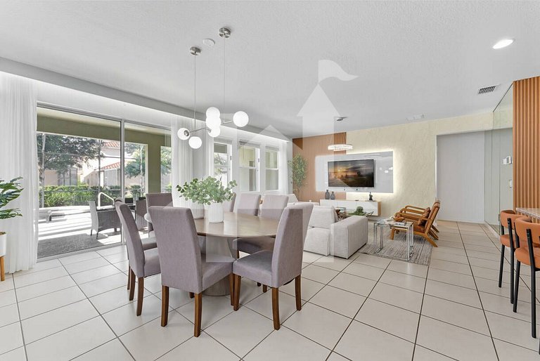 Vacation Home Near Disney, 6 bedrooms