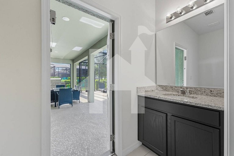 Vacation Home Near Disney, 6 bedrooms