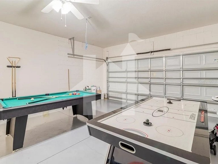 Vacation Home Near Disney, 5 bedrooms