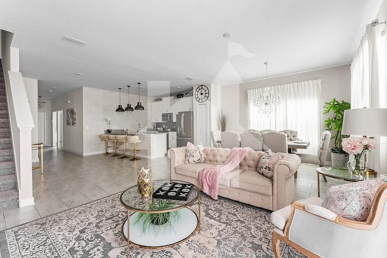 Vacation Home Near Disney, 5 bedrooms