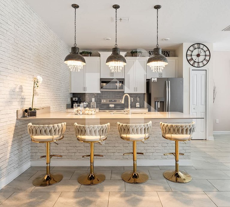 Vacation Home Near Disney, 5 bedrooms