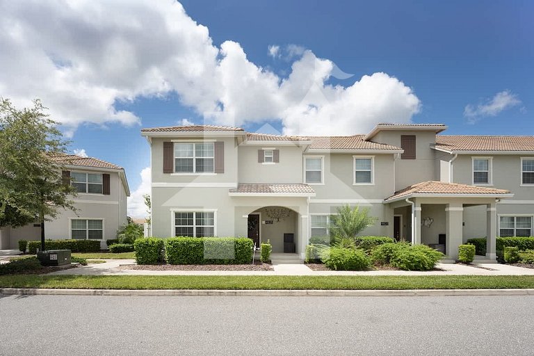 Vacation Home Near Disney, 5 bedrooms