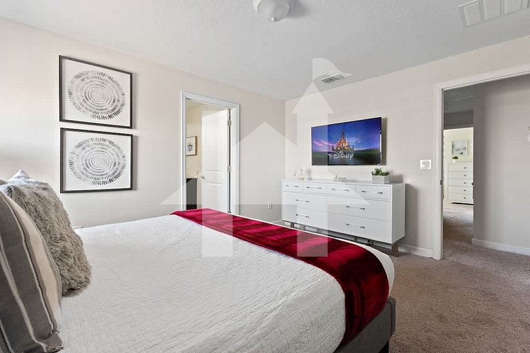 Vacation Home Near Disney, 5 bedrooms