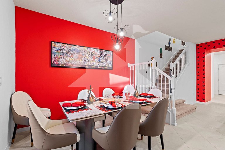 Vacation Home Near Disney, 5 bedrooms