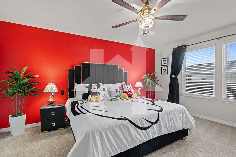 Vacation Home Near Disney, 5 bedrooms