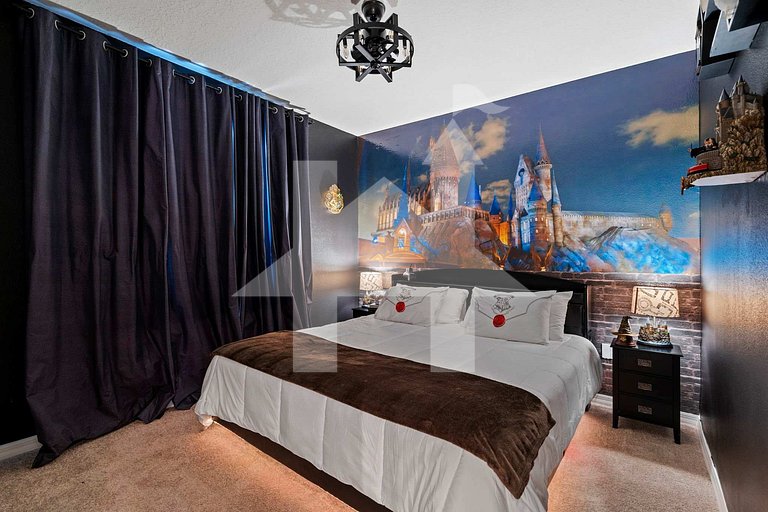 Vacation Home Near Disney, 5 bedrooms