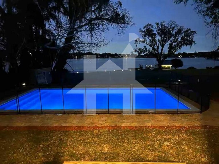 Vacation Home Near Disney, 5 bedrooms