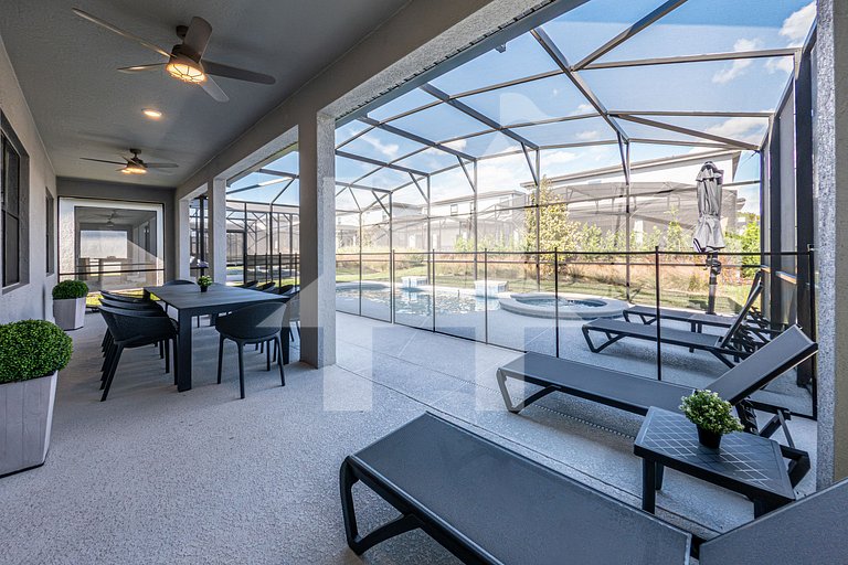 Vacation Home Near Disney,8 bedrooms