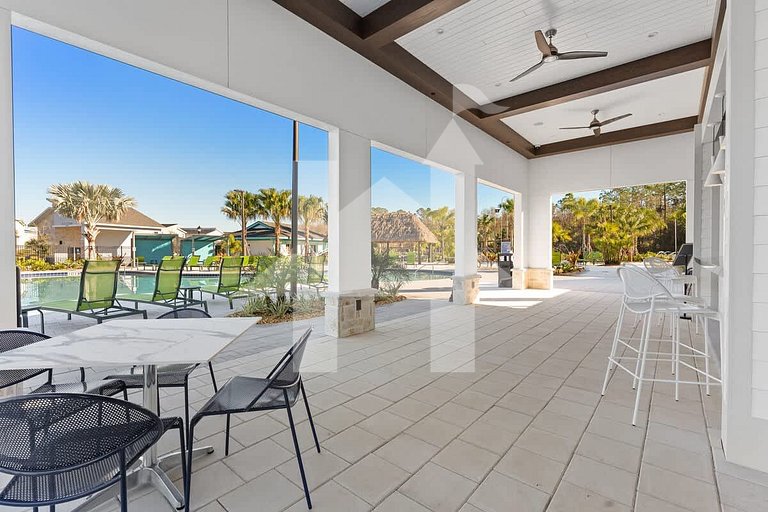 Vacation Home Near Disney, 6 bedrooms