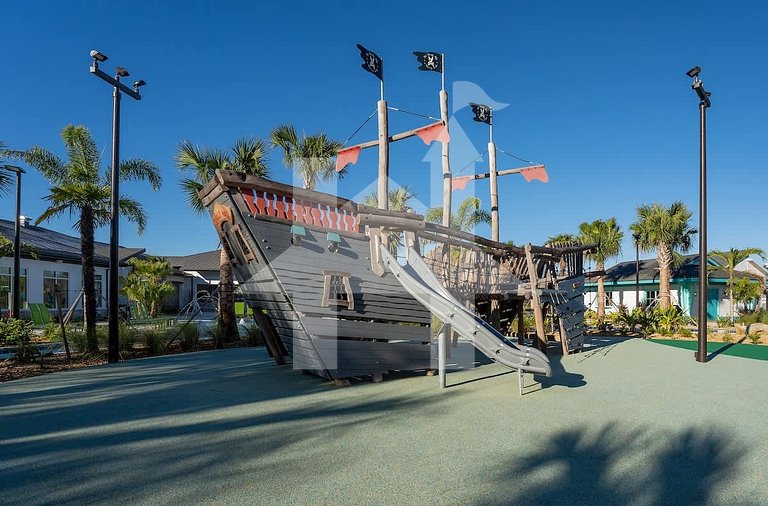 Vacation Home Near Disney, 6 bedrooms