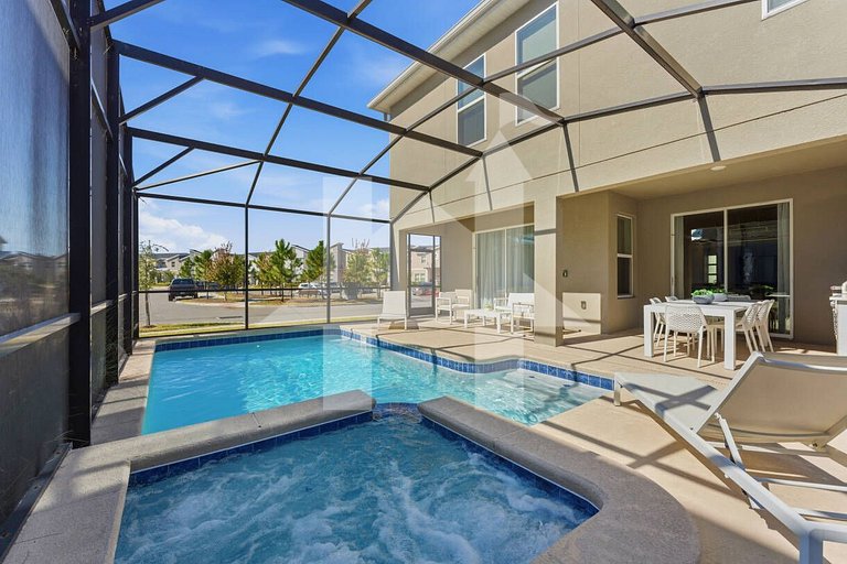 Vacation Home Near Disney, 6 bedrooms