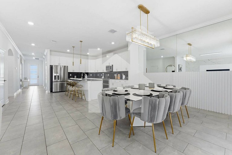 Vacation Home Near Disney, 6 bedrooms