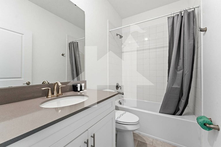 Vacation Home Near Disney, 6 bedrooms