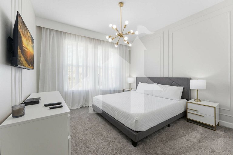 Vacation Home Near Disney, 6 bedrooms