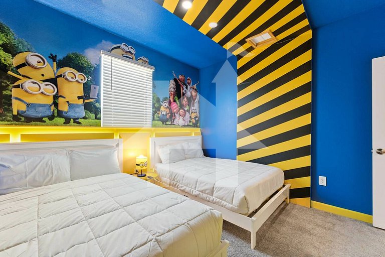 Vacation Home Near Disney, 6 bedrooms