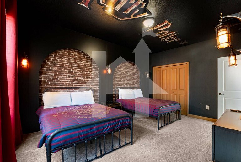 Vacation Home Near Disney, 6 bedrooms