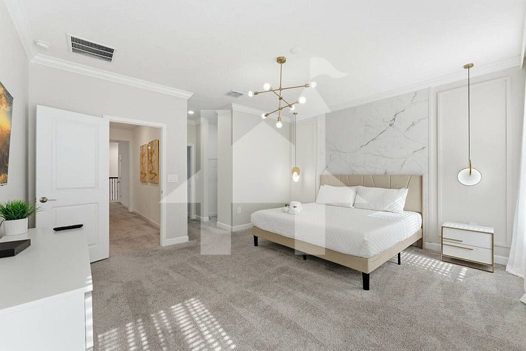 Vacation Home Near Disney, 6 bedrooms