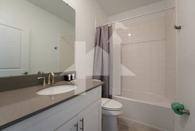 Vacation Home Near Disney, 6 bedrooms