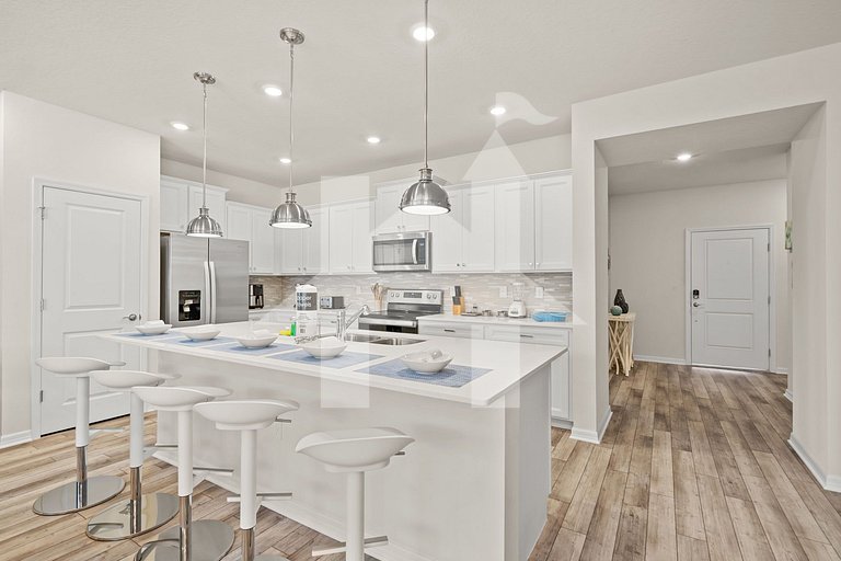 Vacation Home Near Disney, 5 bedrooms