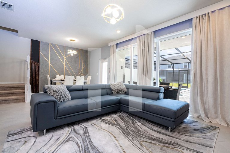 Vacation Home Near Disney, 5 bedrooms