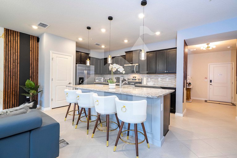 Vacation Home Near Disney, 5 bedrooms