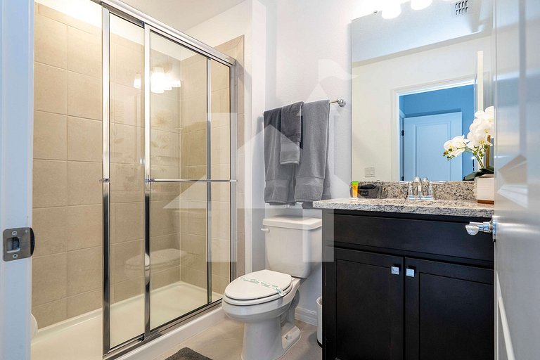 Vacation Home Near Disney, 5 bedrooms