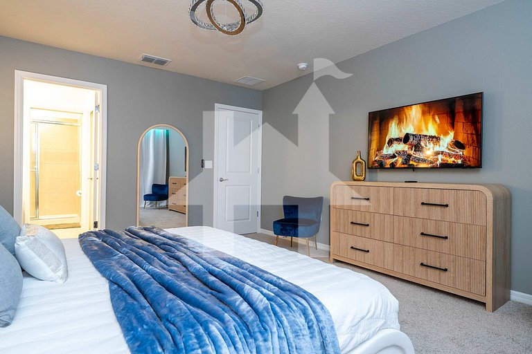 Vacation Home Near Disney, 5 bedrooms