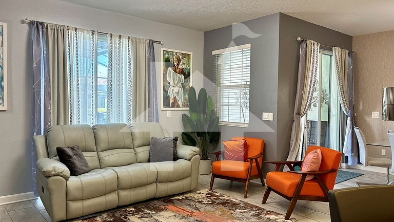 Vacation Home Near Disney, 4 bedrooms